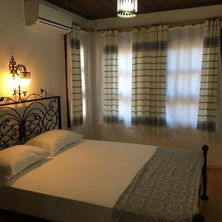 Tirilye Evi Otel Zeytinbagi Eksteriør bilde